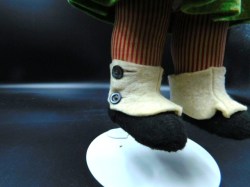 susie q felt doll b